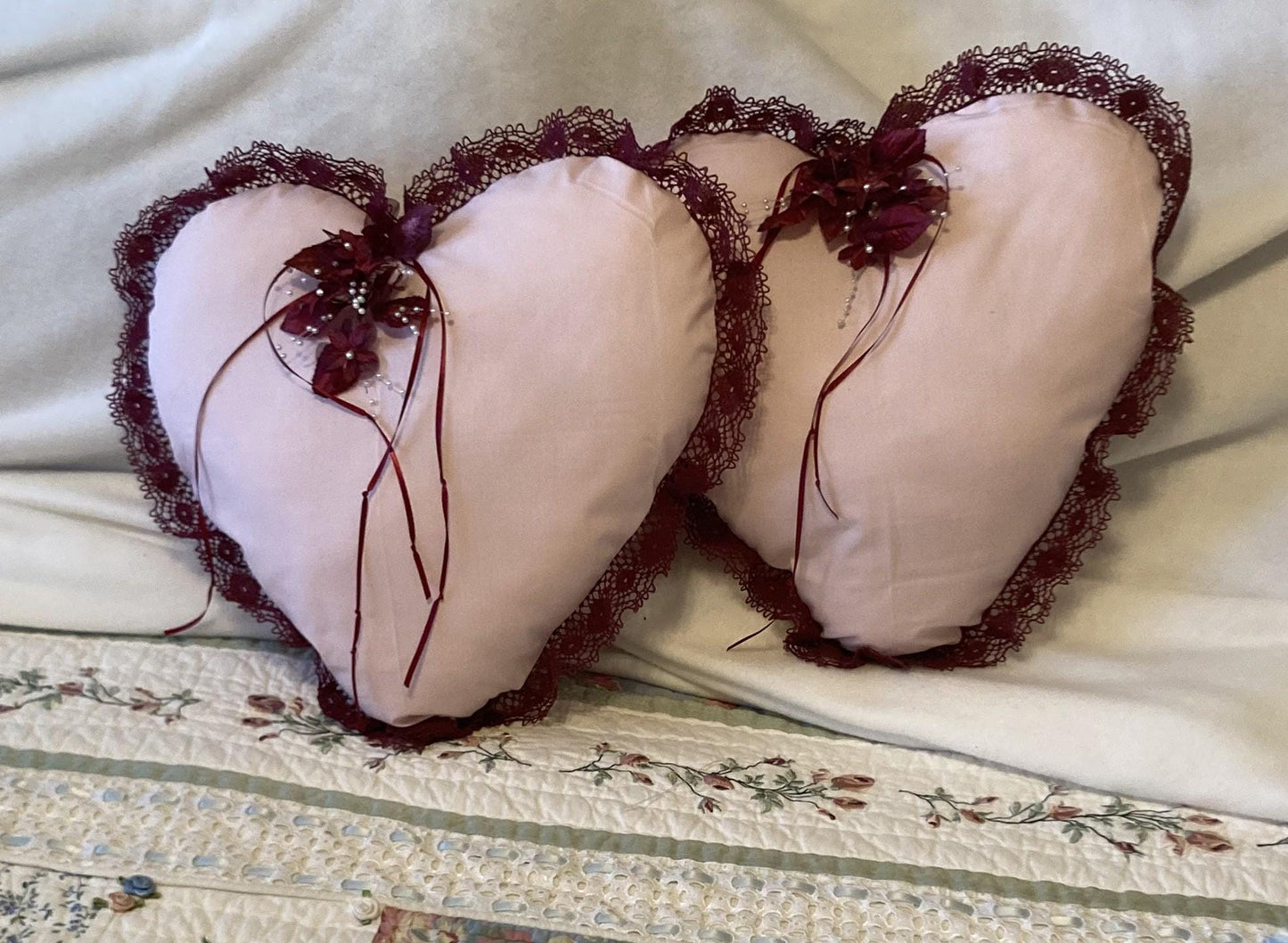 Heart pillows pink or purple